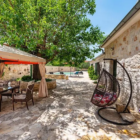 Poolincluded - Villa Zvonko