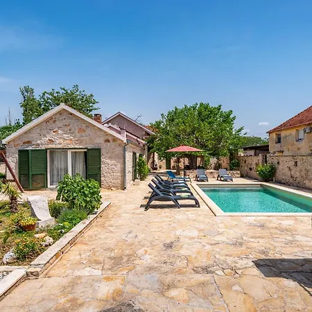Poolincluded - Villa Zvonko